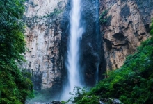 云台山景区回应:瀑布非人造,水管是枯水期提升手段